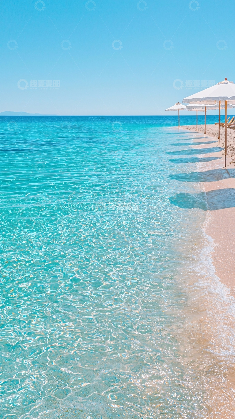 高清大图下载【趣麦麦图】清澈海滩与蓝天白云
