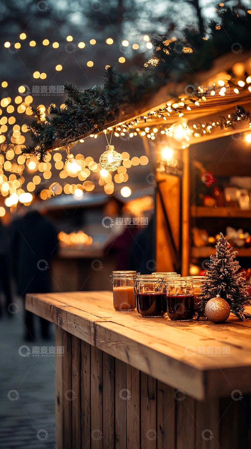 高清大图下载【趣麦麦图】圣诞市集摊位上的热饮