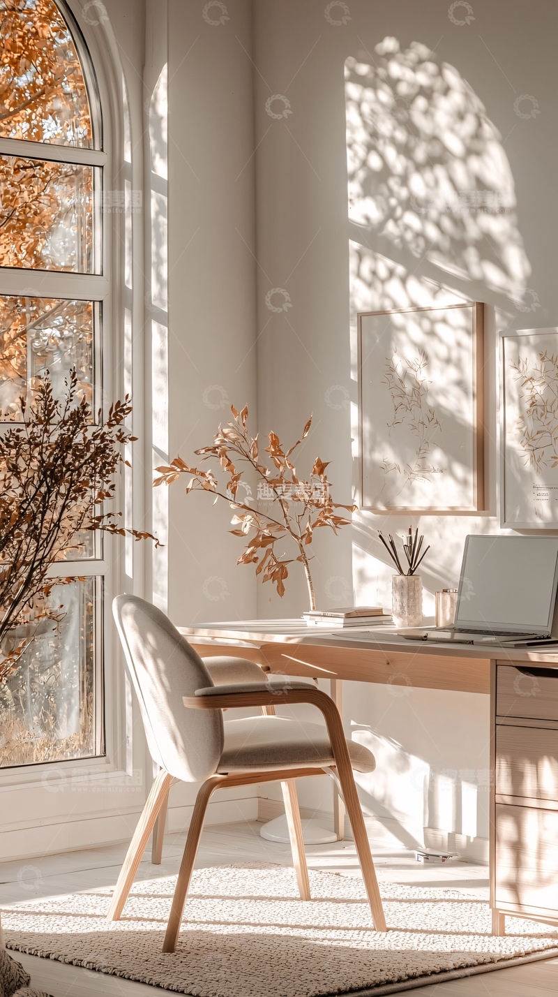 高清大图下载【趣麦麦图】温暖阳光下的简约办公桌