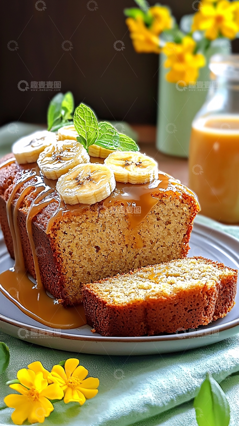 高清大图下载【趣麦麦图】香蕉磅蛋糕搭配焦糖酱