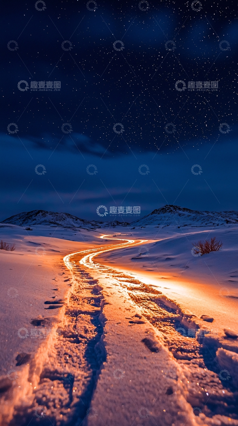 高清大图下载【趣麦麦图】雪地夜景灯光足迹