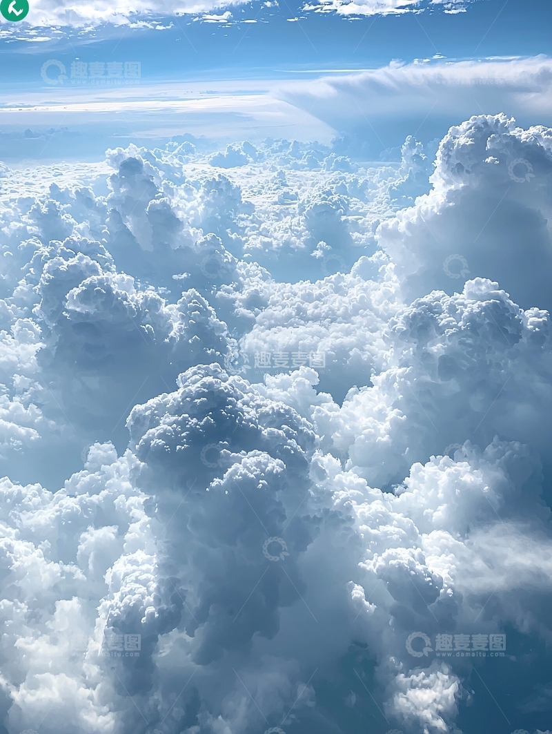 高清大图下载【趣麦麦图】蓝天上清晰的白云纹理