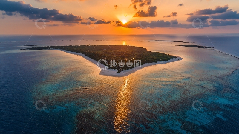 高清大图下载【趣麦麦图】夕阳下的宁静小岛