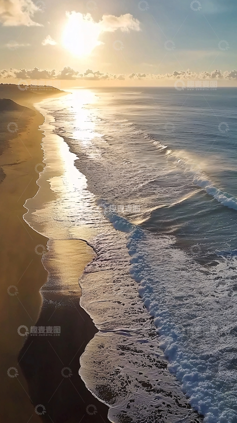 高清大图下载【趣麦麦图】晴朗的日出海滩