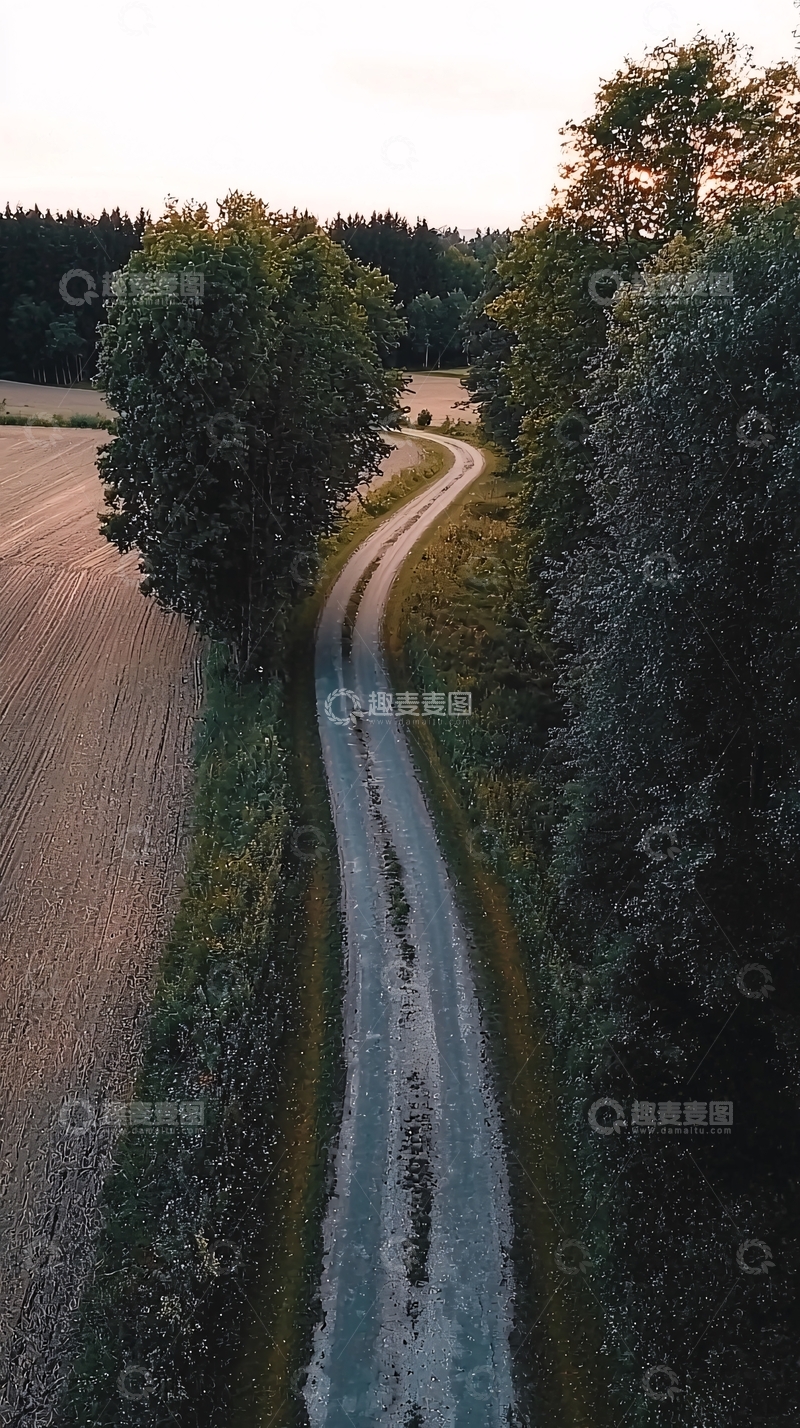 高清大图下载【趣麦麦图】阳光下的乡村道路