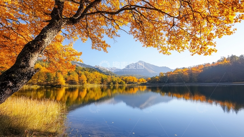 高清大图下载【趣麦麦图】秋日湖畔山景