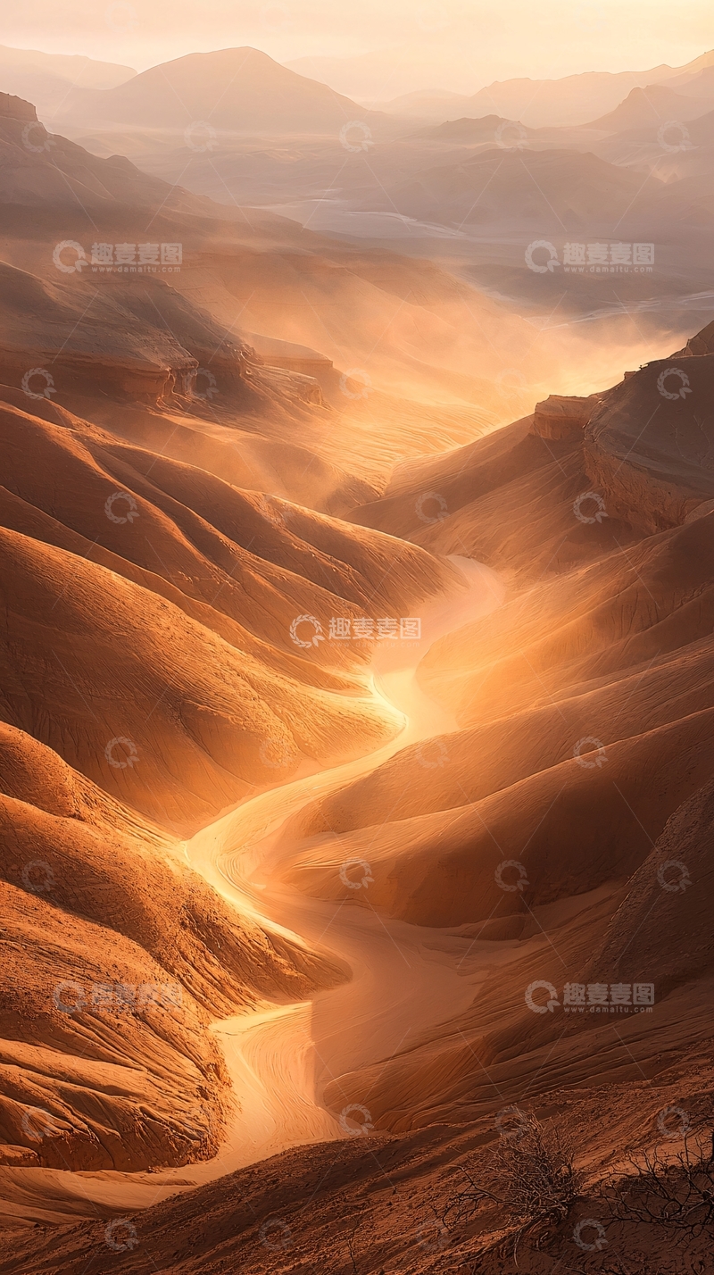 高清大图下载【趣麦麦图】沙漠中的蜿蜒小径