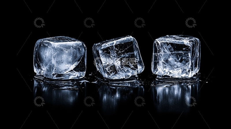 高清大图下载【趣麦麦图】冰块排列在黑色背景前
