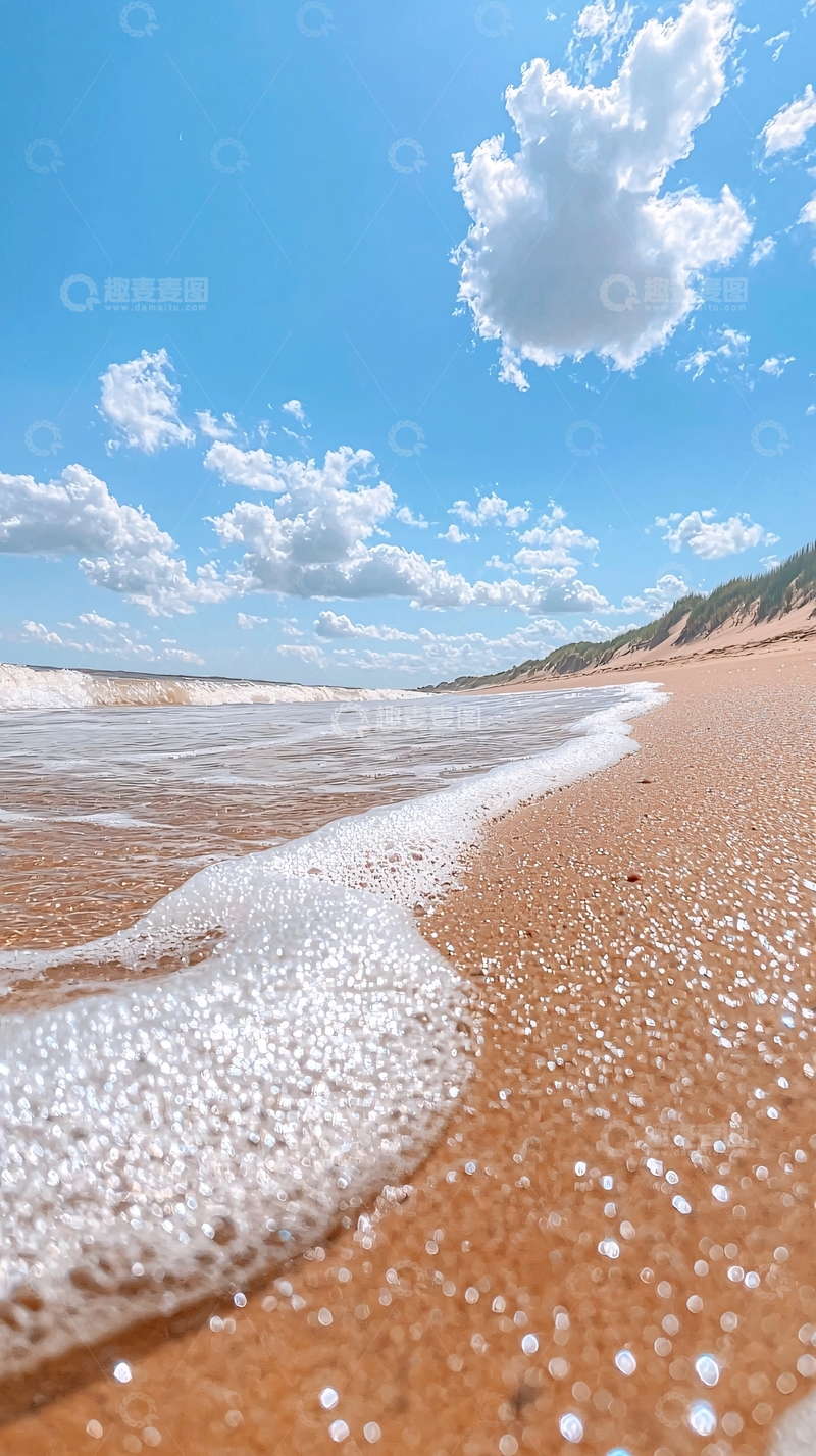 高清大图下载【趣麦麦图】海滩上的海浪与沙滩