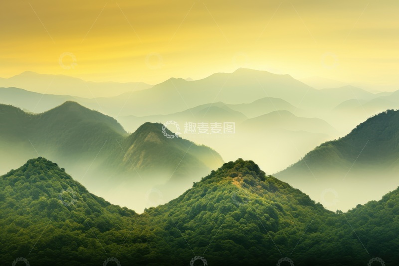 高清大图下载【趣麦麦图】云雾弥漫的山林美景