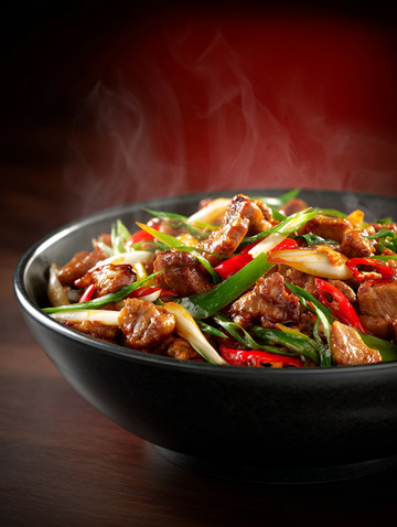 小炒肉家常菜摄影图