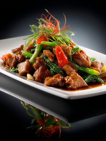 小炒肉家常菜摄影图3