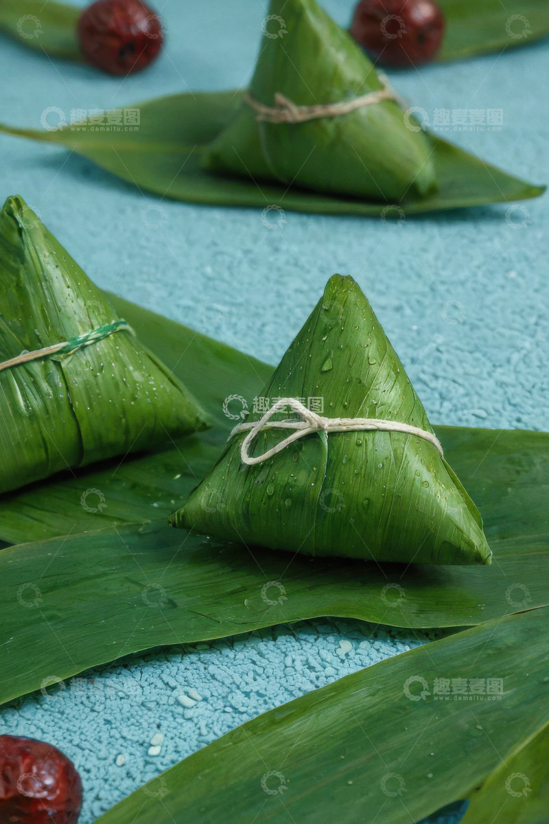 高清大图下载【趣麦麦图】绿色端午节新鲜肉棕子AI插画海报高清图片63