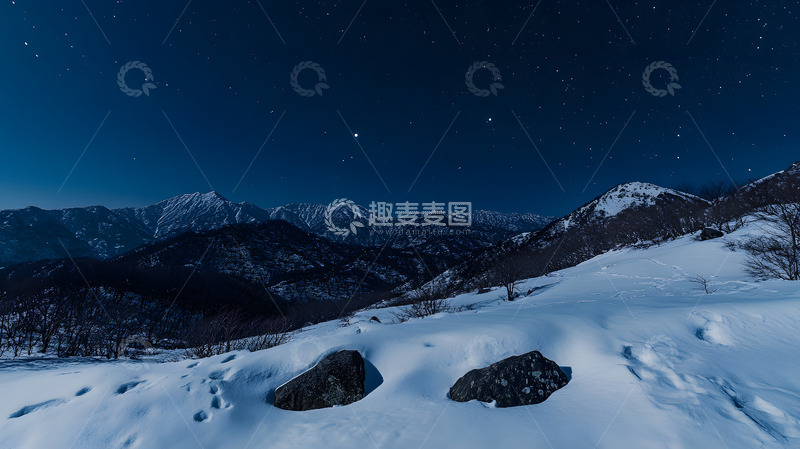 高清大图下载【趣麦麦图】雪地上的夜空