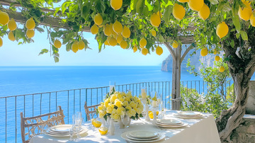 地中海风情柠檬树海边餐厅