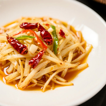 酸辣土豆丝家常小炒菜高清美食摄影图片1