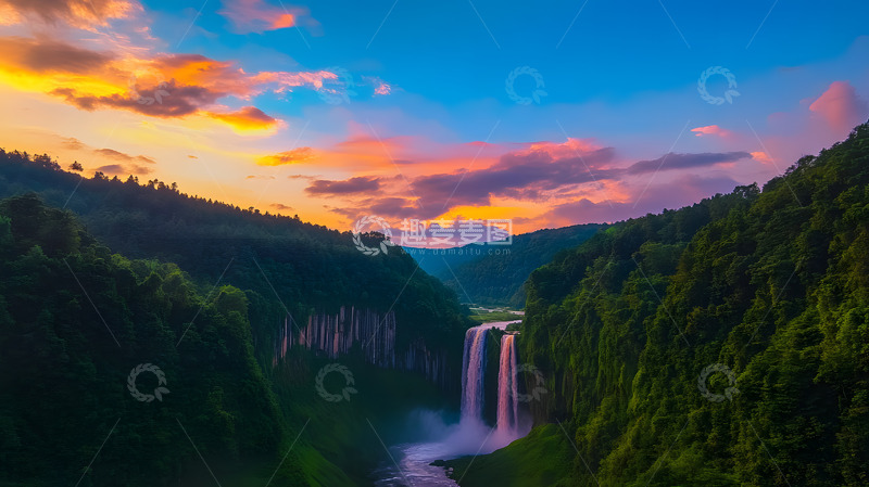 高清大图下载【趣麦麦图】森林植被瀑布