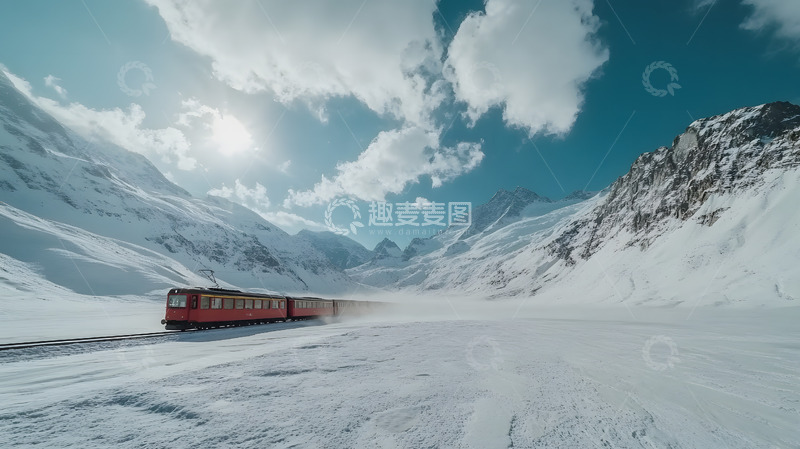 高清大图下载【趣麦麦图】雪地上的红色列车3