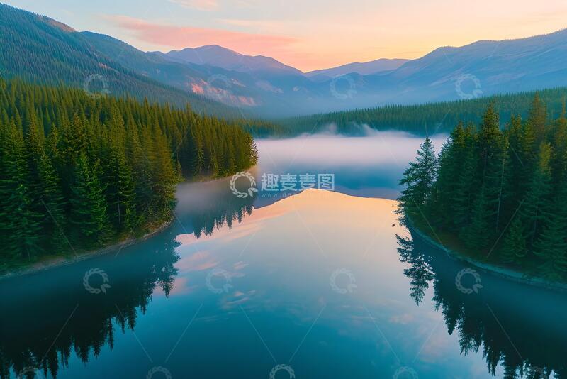 高清大图下载【趣麦麦图】清晨朝霞山林河流光线1