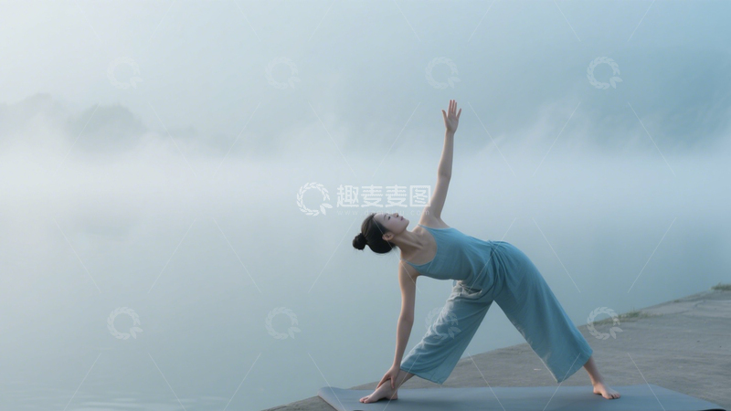 高清大图下载【趣麦麦图】山水间自然瑜伽1