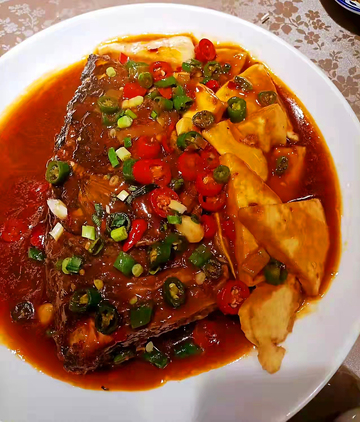 剁椒鱼头美食特色