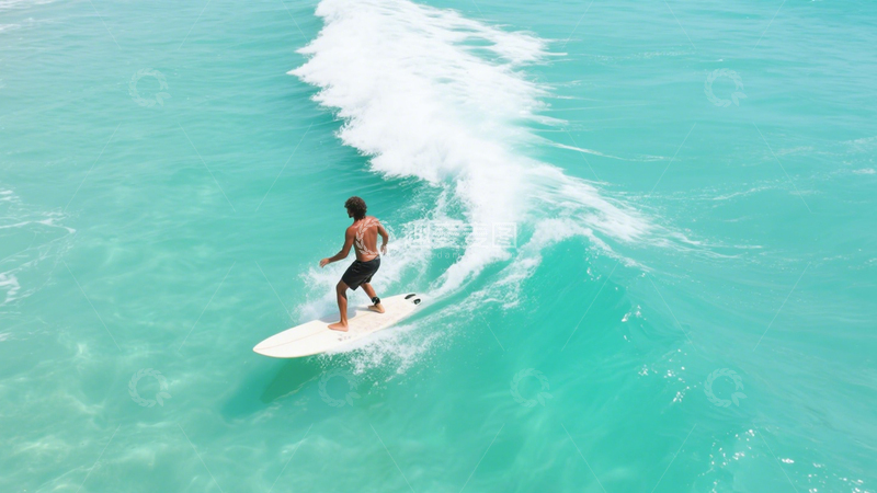 高清大图下载【趣麦麦图】海上冲浪自由瞬间