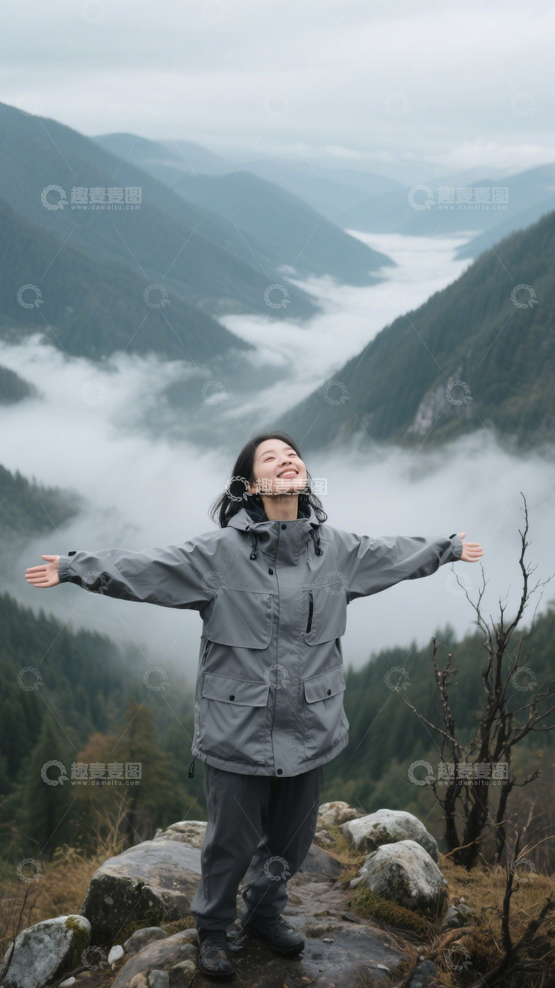 高清大图下载【趣麦麦图】山野探索户外穿搭3