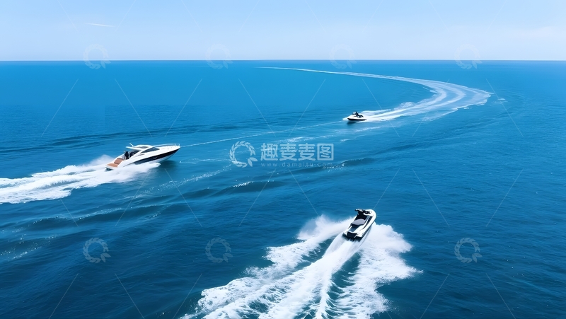 高清大图下载【趣麦麦图】海上摩托艇与快艇竞速