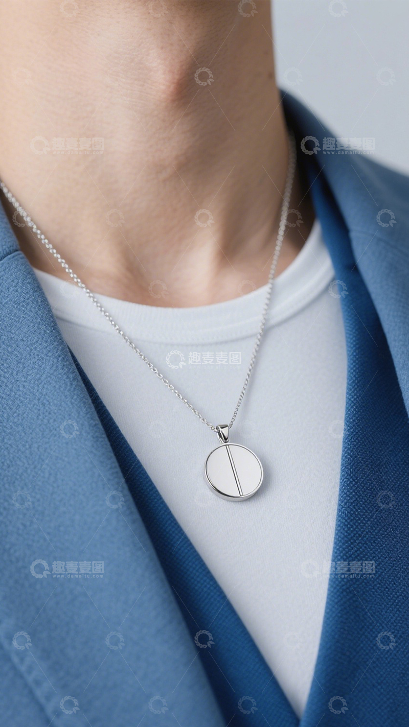高清大图下载【趣麦麦图】圆牌项链简约搭