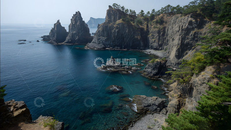 高清大图下载【趣麦麦图】夏日山崖大海2