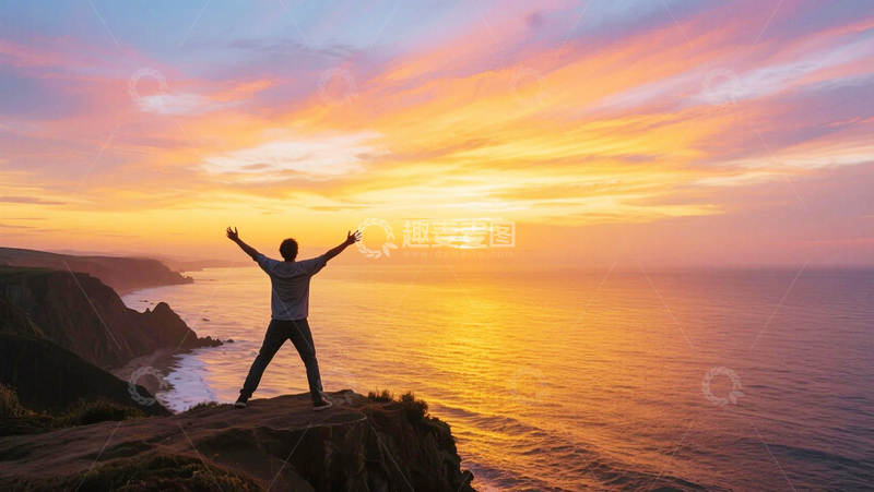 高清大图下载【趣麦麦图】海边日出时的人物剪影3