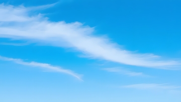 纯净的蓝天云朵