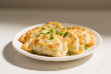 美味早餐小吃韭菜盒子摄影图