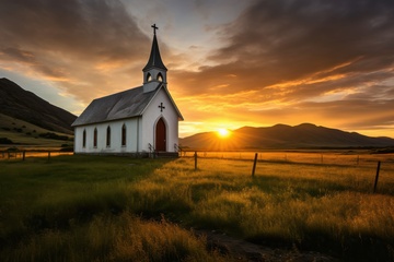 户外夕阳下的教堂