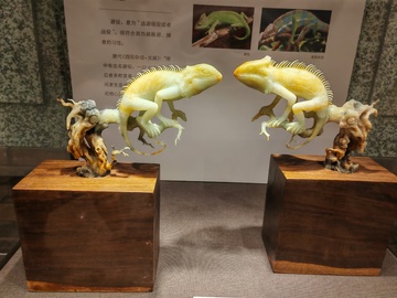 精雕细琢的一对