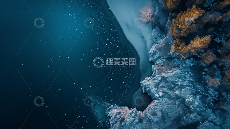 高清大图下载【趣麦麦图】航拍夜岸岩林景观图