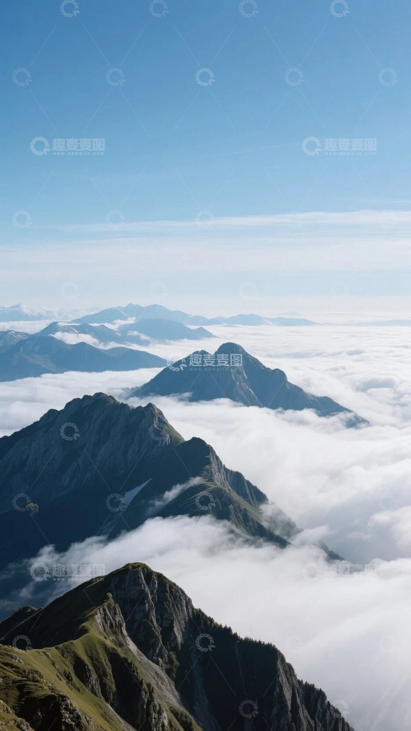 高清大图下载【趣麦麦图】云雾缭绕的山峦叠嶂05