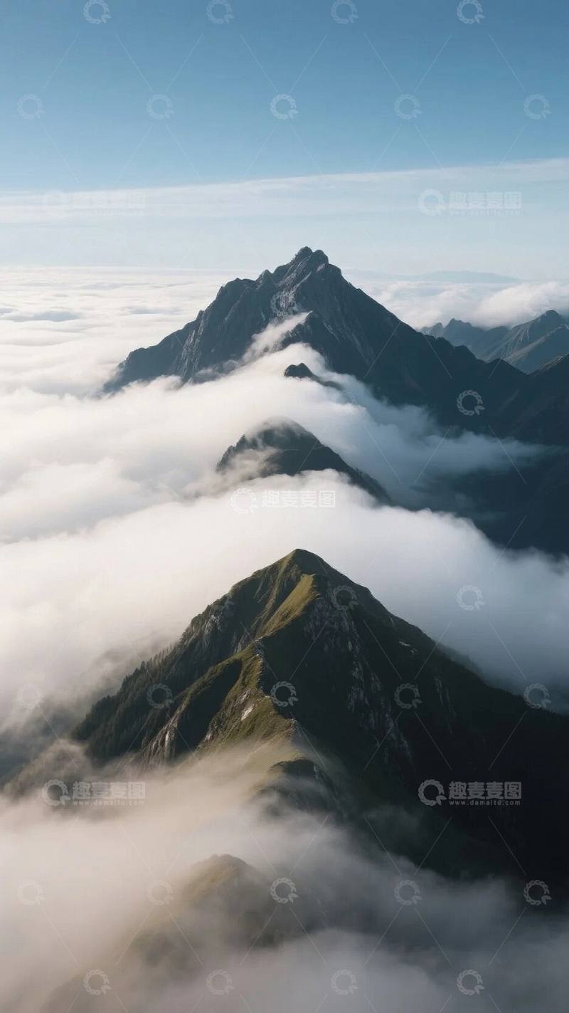 高清大图下载【趣麦麦图】云雾缭绕的山峦叠嶂06