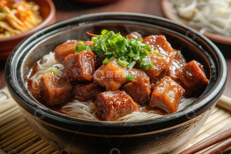 高清大图下载【趣麦麦图】一碗红烧肉面条