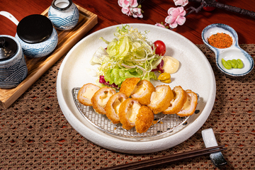 美食芝士炸猪排