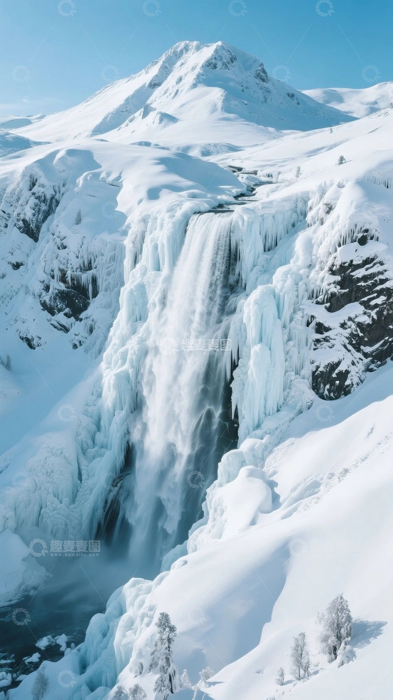 高清大图下载【趣麦麦图】冰雪覆盖下的高山飞瀑7