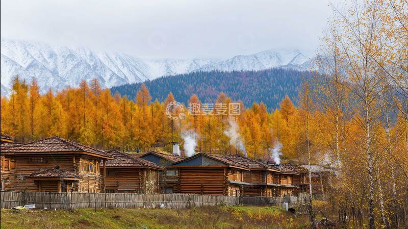 高清大图下载【趣麦麦图】小镇  炊烟  金黄