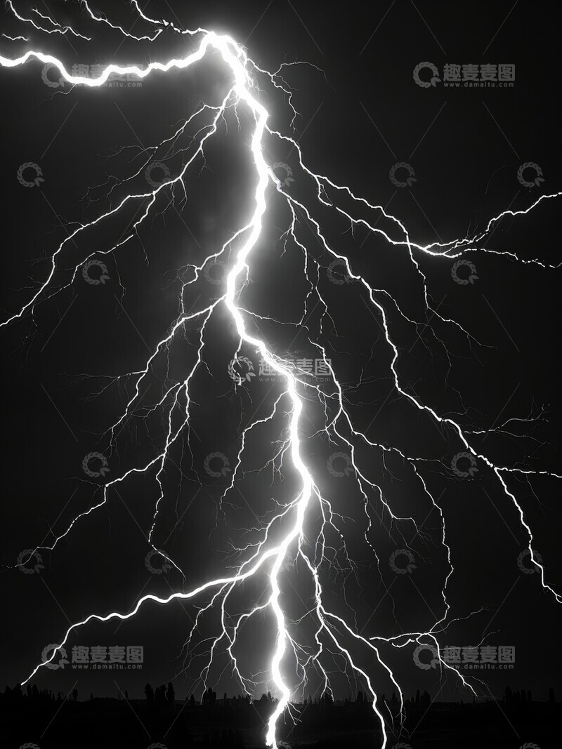 高清大图下载【趣麦麦图】黑夜中的闪电