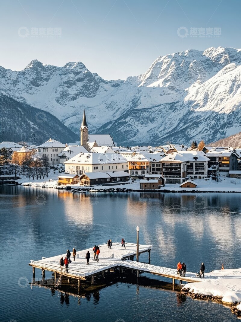 高清大图下载【趣麦麦图】雪山脚下宁静的雪地木屋