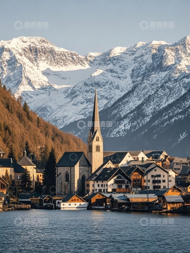 高清大图下载【趣麦麦图】雪山湖畔的宁静小镇