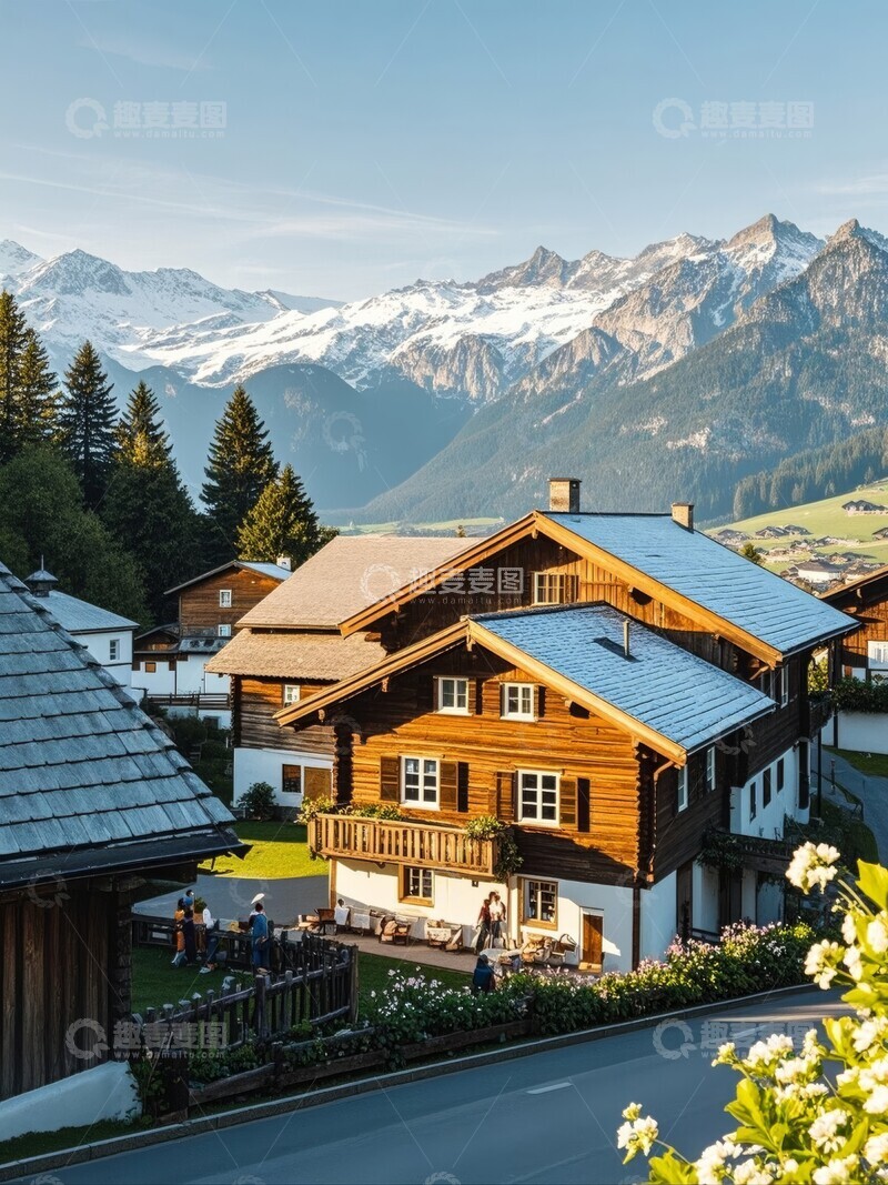 高清大图下载【趣麦麦图】山间木屋与雪山美景