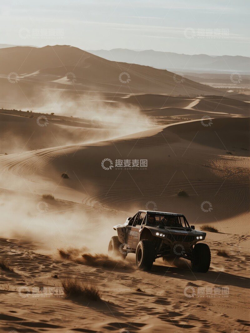 高清大图下载【趣麦麦图】沙漠中疾驰的越野赛车