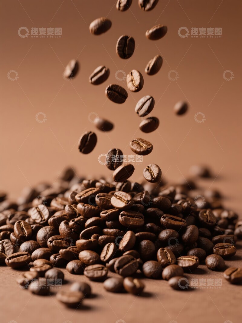 高清大图下载【趣麦麦图】咖啡豆空中掉落，堆积成山