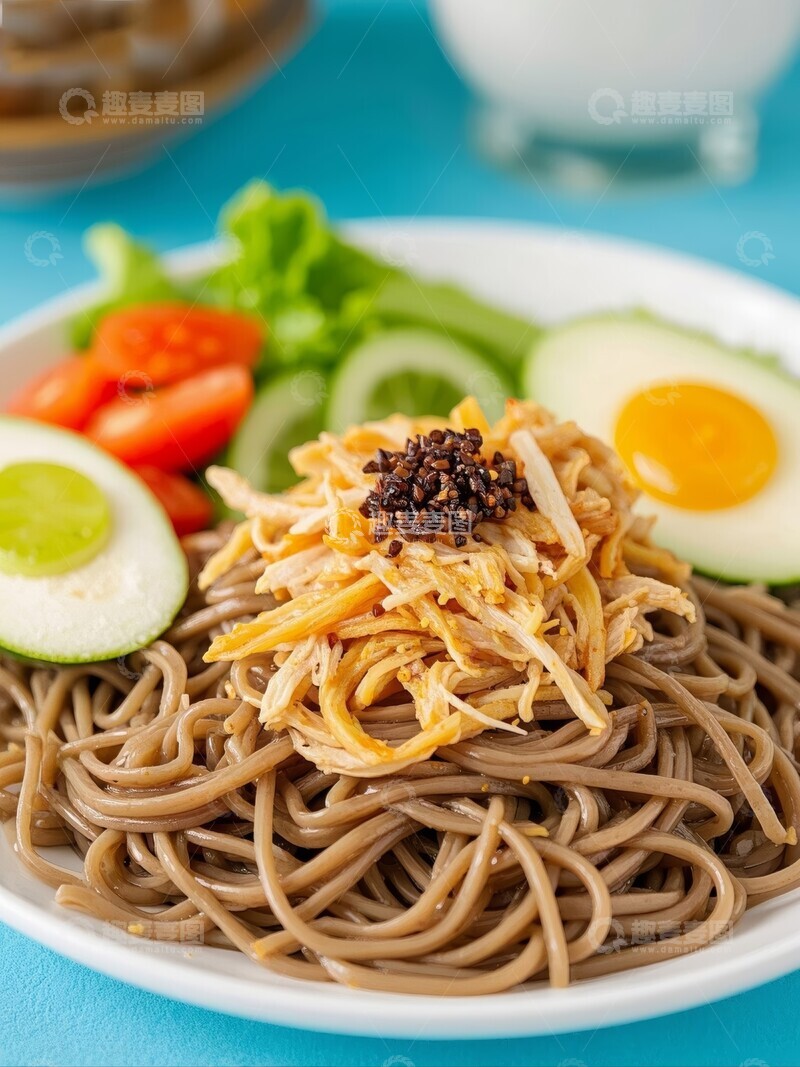 高清大图下载【趣麦麦图】健康荞麦面配各种蔬菜