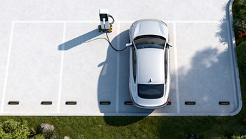 白色电动汽车充电桩场景